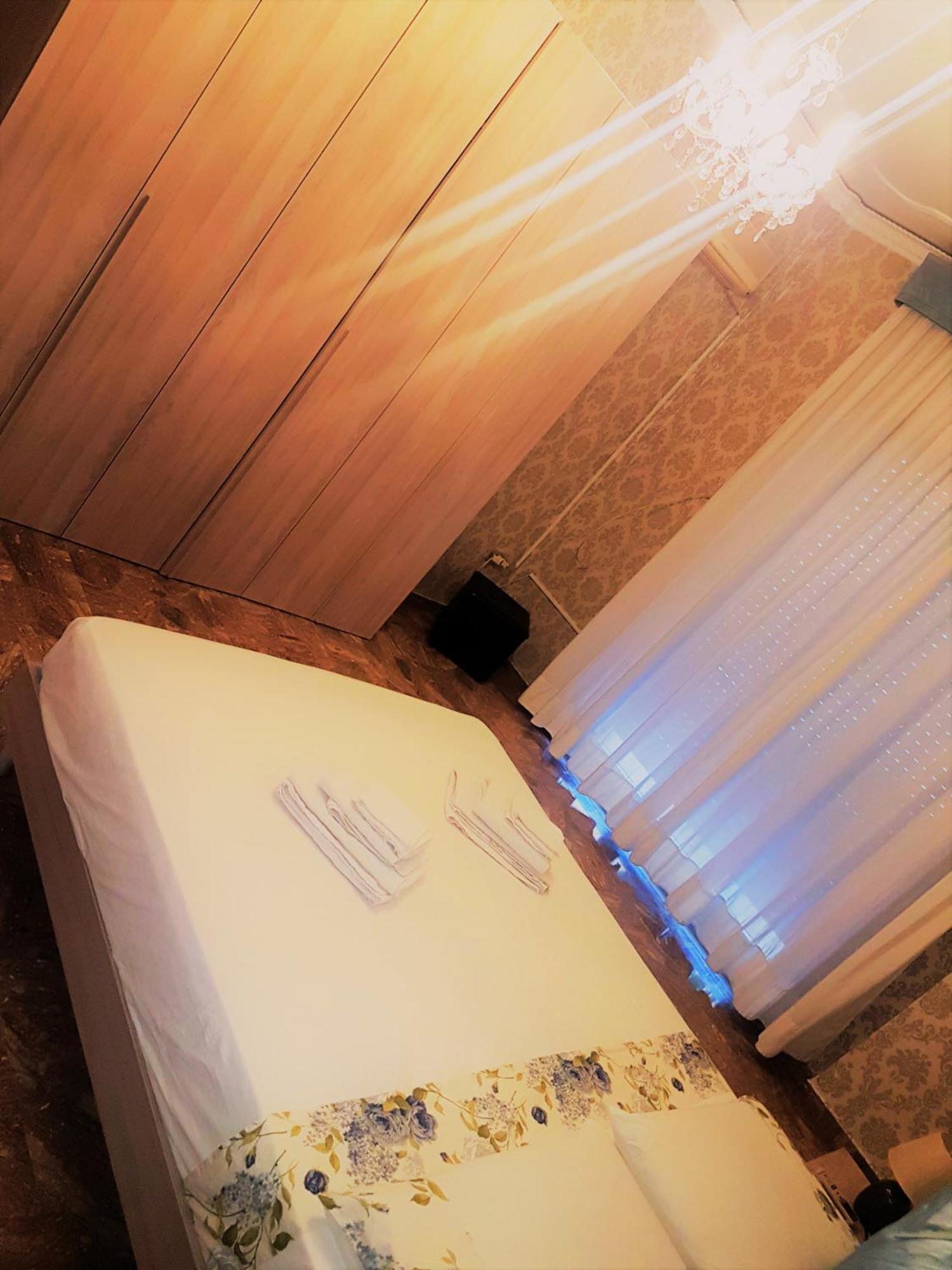 Appartement La Dimora Di Antonietta - Centro Storico à Naples Extérieur photo